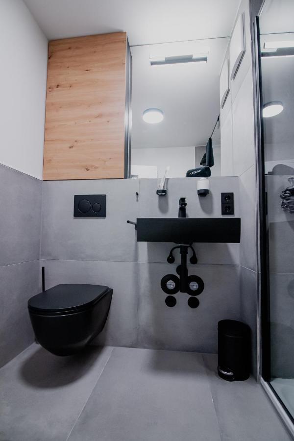 Kocak - Exklusives Apartment In Zentrumsnaehe Reutlingen Exterior photo